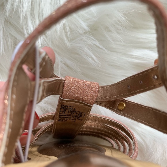 NWOT Stuart Weitzman Rose Gold Sandals - Picture 3 of 3